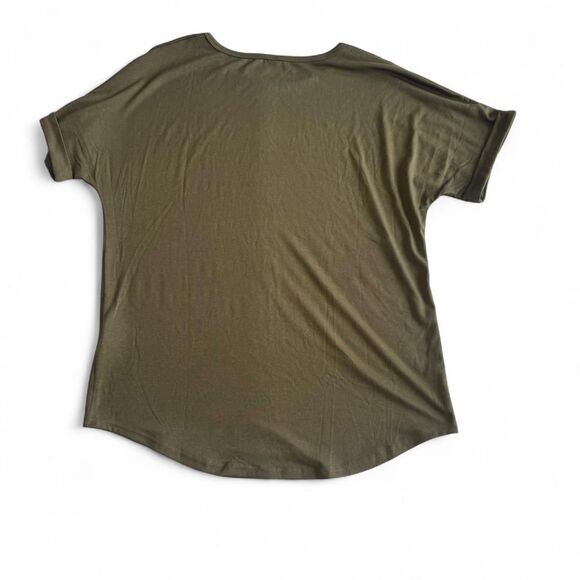 XL Green Rolled Sleeve Basic Tee – Casual Everyday‎ Style - Picture 5 of 7